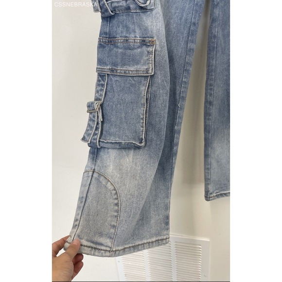 Forever 21‎ Blue Bratz Wide Leg Cargo Jeans - Size 26 - Picture 5 of 8